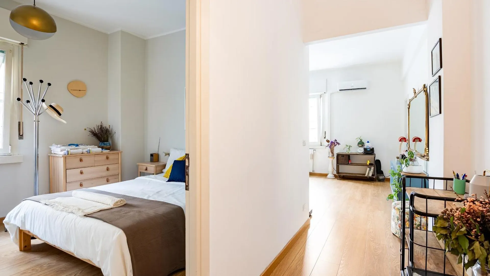 Apartment Donna Olimpia Tra Gianicolo E Trastevere Rome Italy